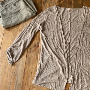 Open taupe cardigan